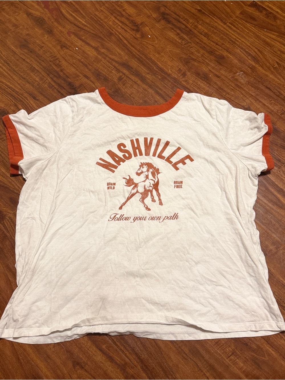 Old Navy White Tee with Rust Graphic and Trim
